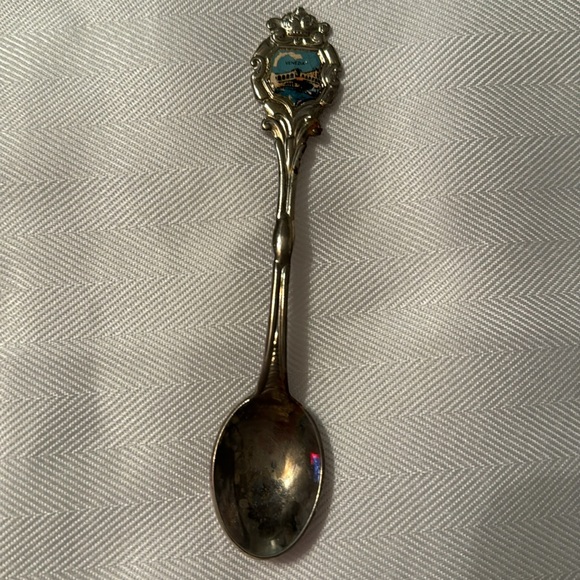 Two collectible spoons - Picture 3 of 5